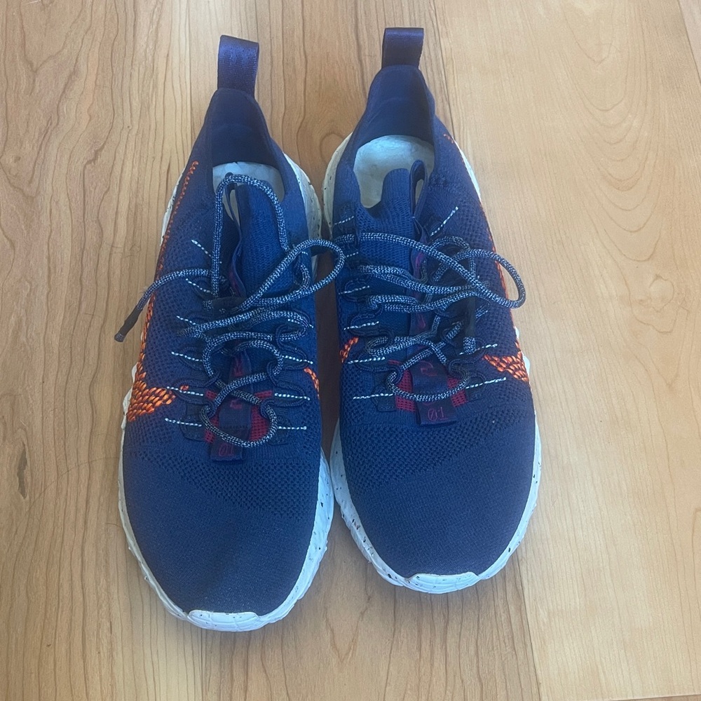 Mens Navy and Orange Athletic Shoes